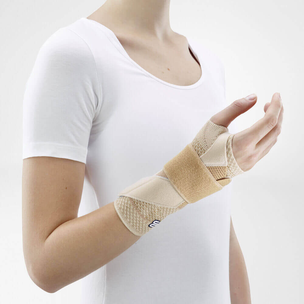 Bauerfeind ManuTrain dynamic wrist support