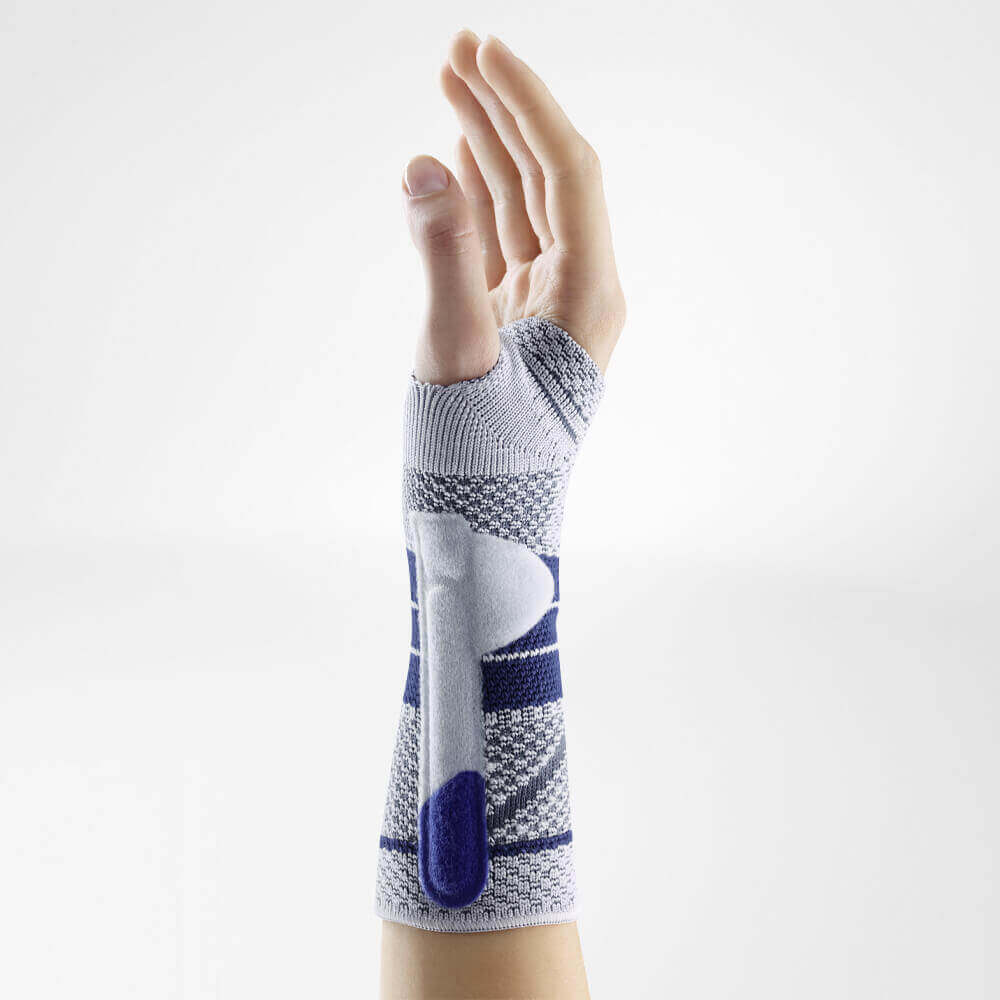 Bauerfeind ManuTrain dynamic wrist support