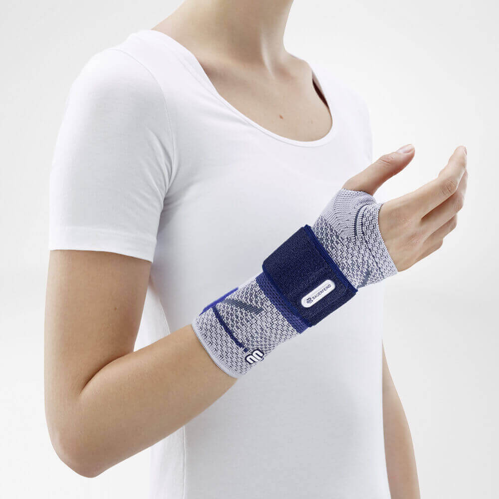 Bauerfeind ManuTrain dynamic wrist support