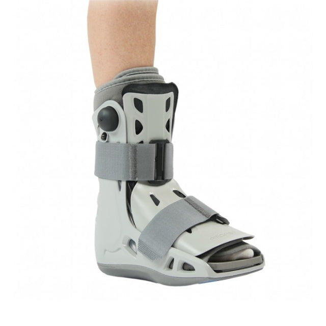 Bota walker baja Aircast AirSelect Short con 3 cámaras de aire