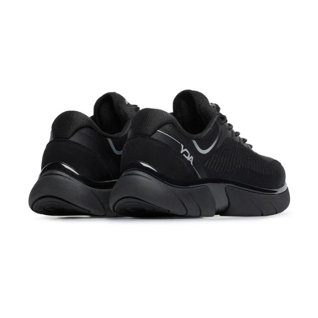 Yda Cairn zapatilla deportiva negra con tecnología postural
