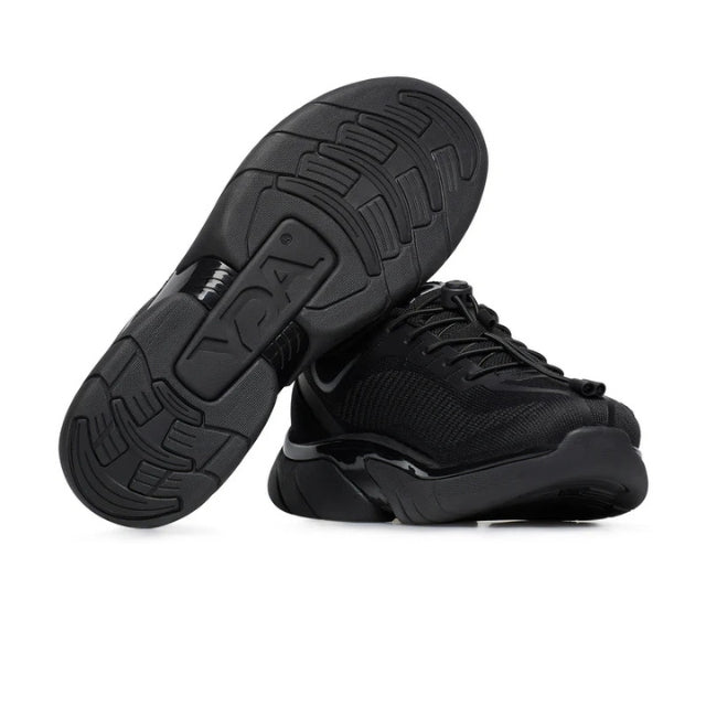 Yda Cairn zapatilla deportiva negra con tecnología postural