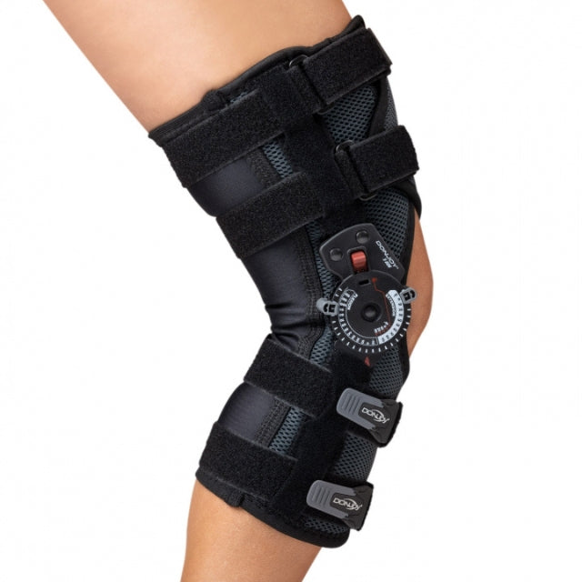 DonJoy Playmaker II X-ROM adjustable hinged knee brace