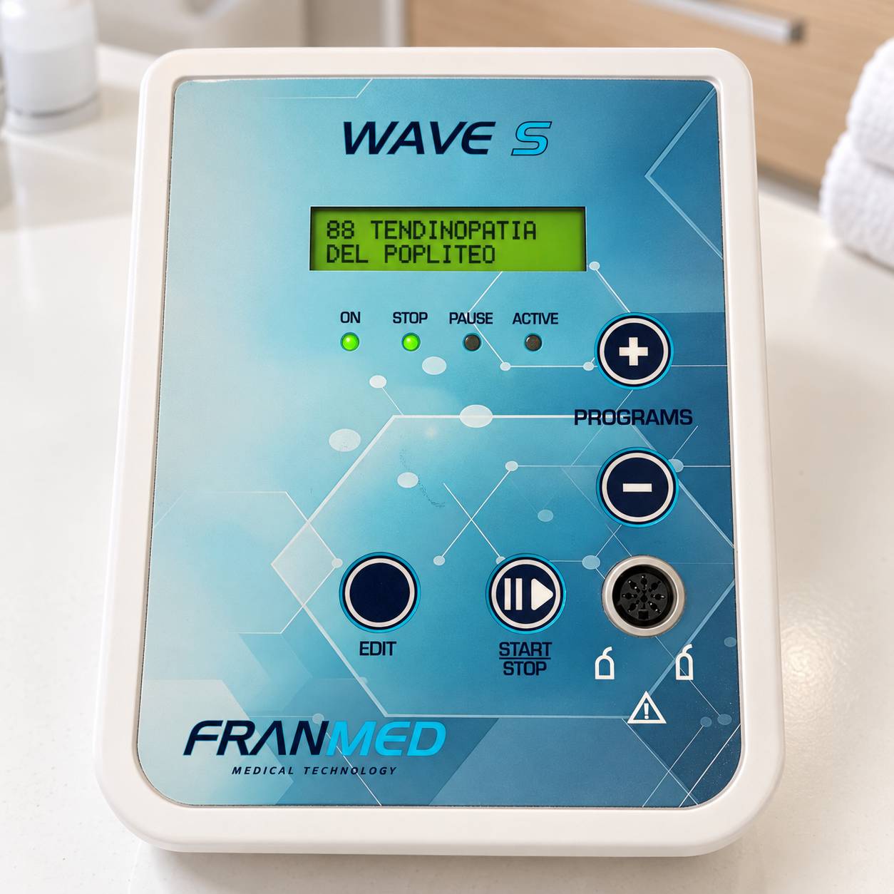 FranMed Wave S, equipo de ultrasonidos 1 y 3 MHz con 98 programas