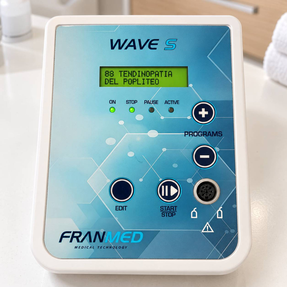 FranMed Wave S, equipo de ultrasonidos 1 y 3 MHz con 98 programas